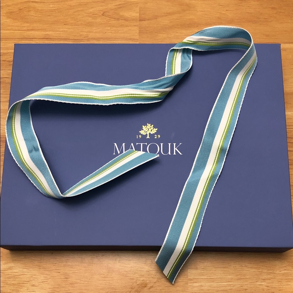 Matouk 1929 box ribbon tissue